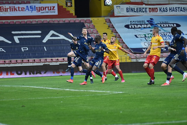 球队逐渐走 球队逐渐走